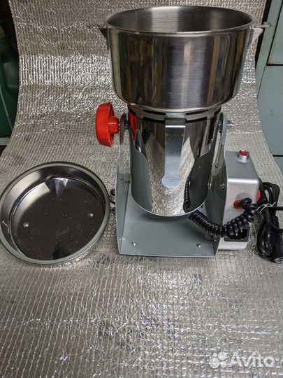 Гриндер (электрическая мельница) BioloMix