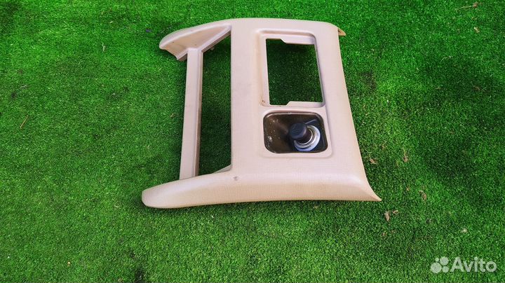 Прикуриватель Mitsubishi Dingo CQ2A 4G15 1999