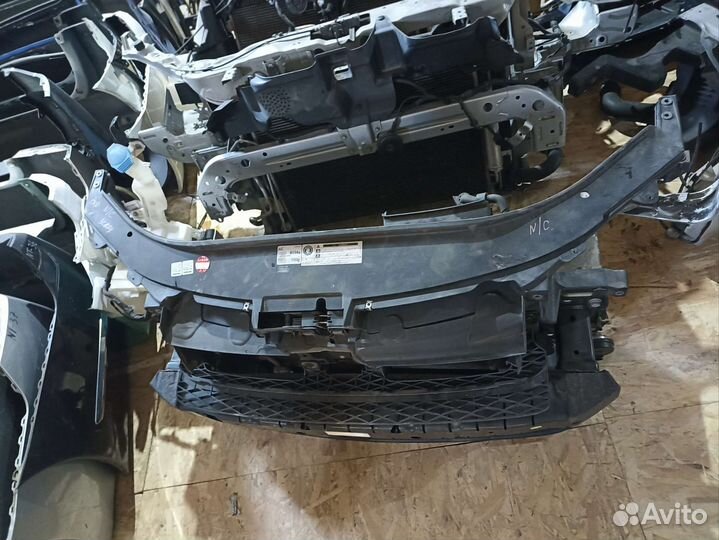 Панель радиаторов Volkswagen Passat b6