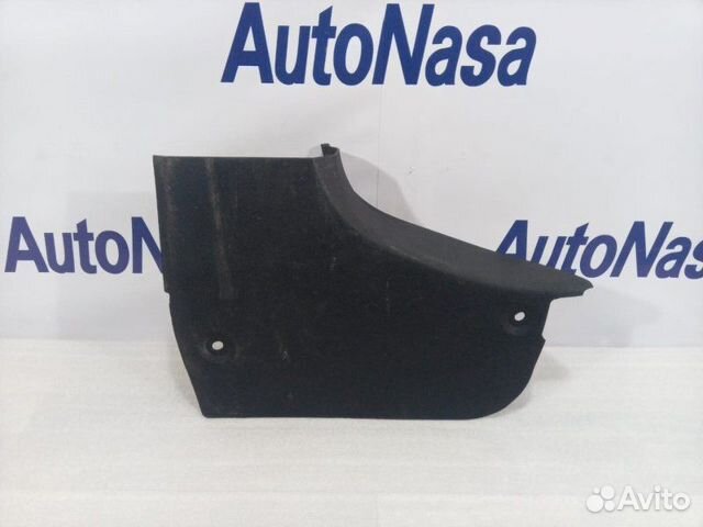 Обшивка багажника правая Ford Focus 2 2005-2011