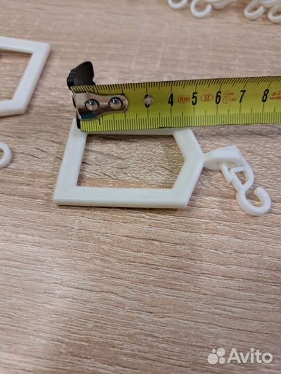 Крючки и держатели для крючков