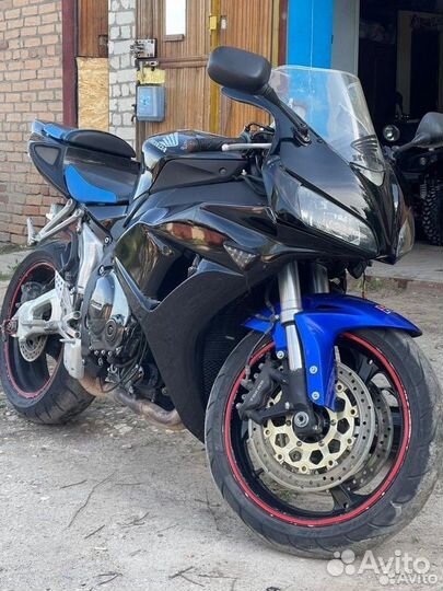 Honda cbr 1000 rr