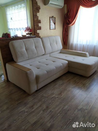 Перетяжка и ремонт мягкой мебели на дому