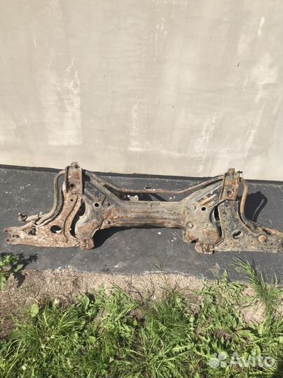 Балка передняя