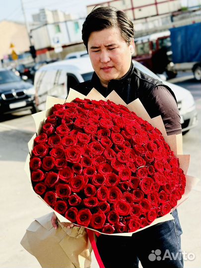 Арт:777769 Букет из роз с доставк