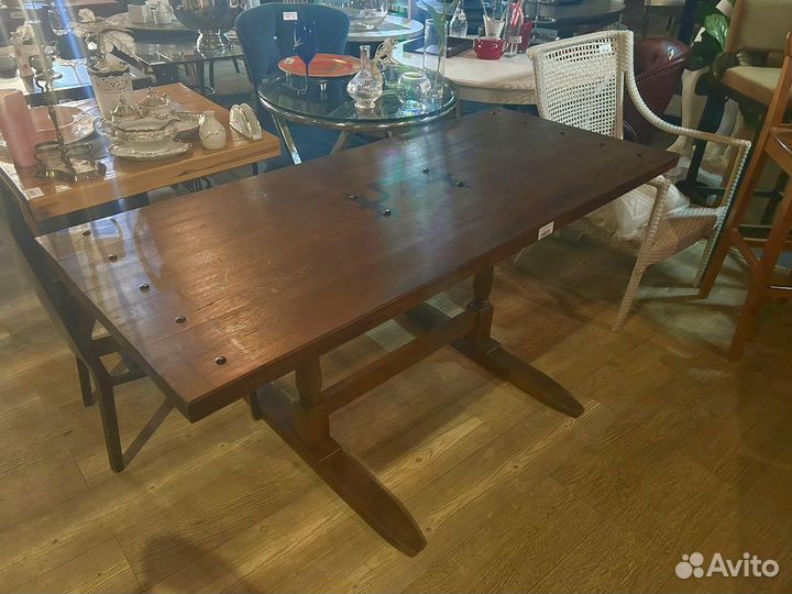 Стол из массива