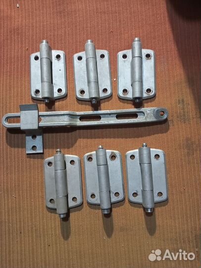 Петля для ворот фургона