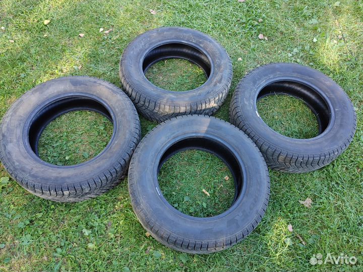 Pirelli Ice Zero 225/65 R17