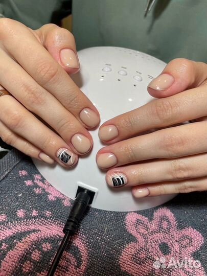 Мастер маникюра и наращивание ногтей