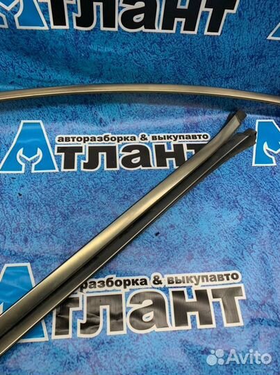 Молдинг лобового стекла Mercedes Benz Clk W209