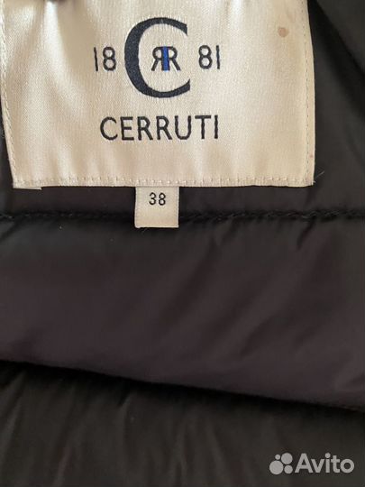 Демисезонное пальто cerruti