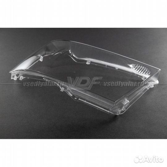 Стекло для фары Nissan Patrol Y61 (2004-2010) Рест