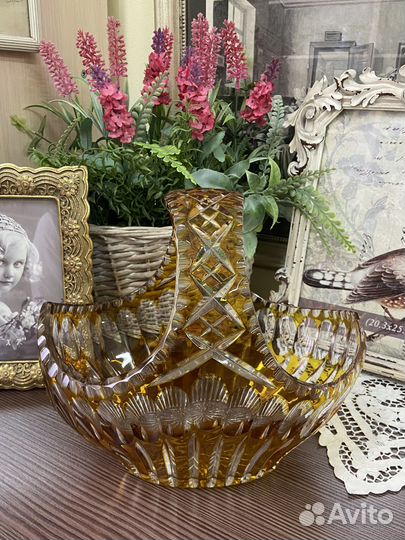 Хрустальная ваза - корзинка медовая.Германия