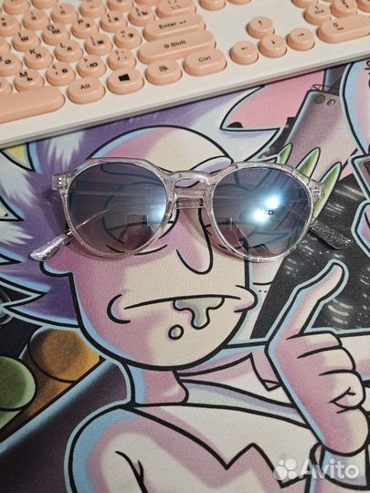 Солнцезащитные очки