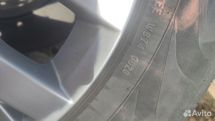 Pirelli Scorpion 215/65 R17 99V