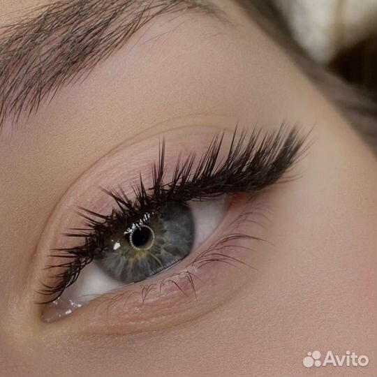 Наращивание ресниц, брови