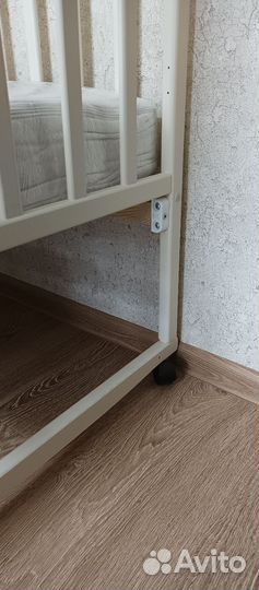 Кроватка детская с матрасом