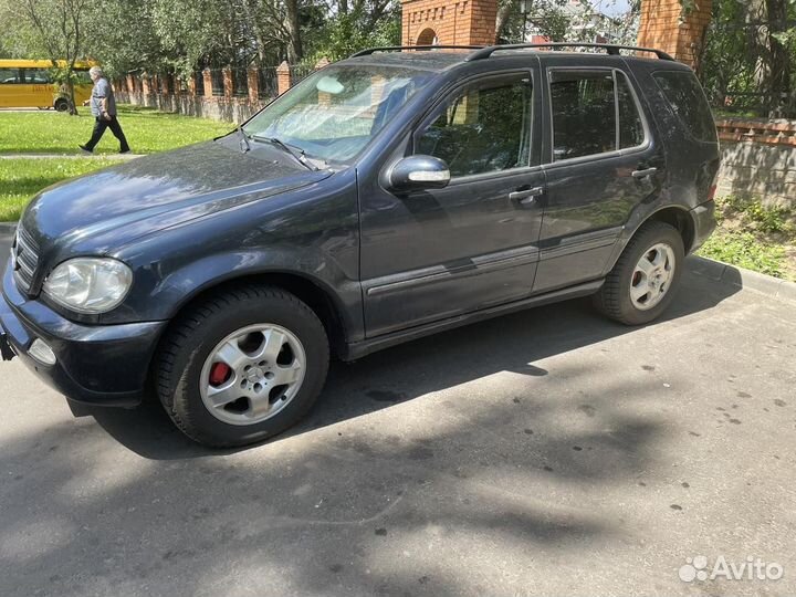 На разбор Mercedes ML W163 270 рест
