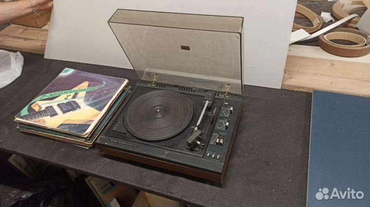 Проигрыватель винила