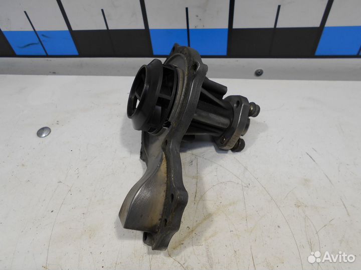 Помпа Audi A4 VW Passat B5