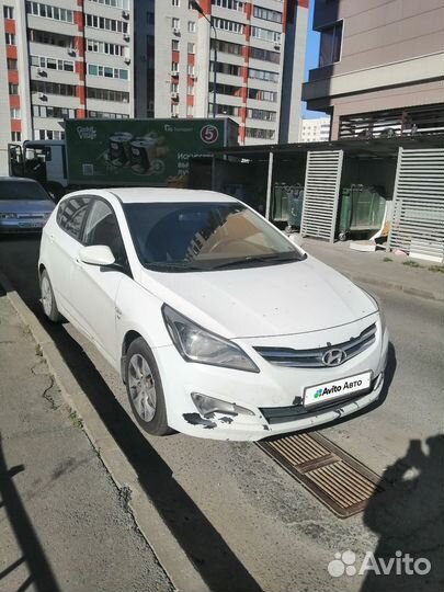 Hyundai Solaris 1.6 МТ, 2016, битый, 253 572 км