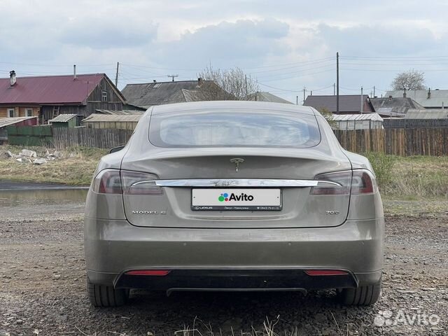 Tesla Model S AT, 2015, 85 000 км объявление продам
