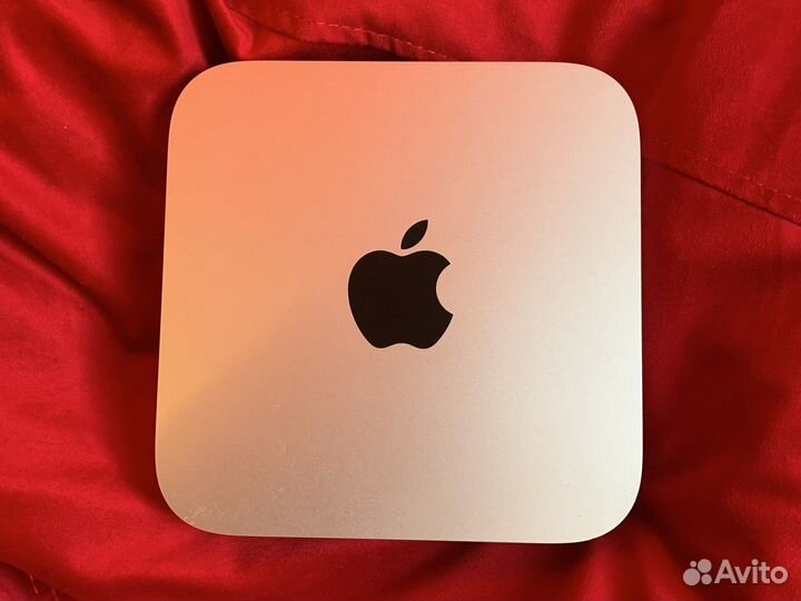 Apple Mac Mini intel i7 16GB SSD 512GB