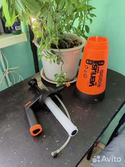 Распылитель помповый