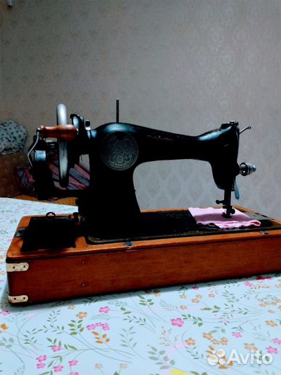 Швейная машинка подольская ручная