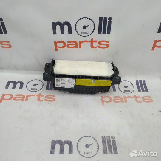 Подушка безопасности в торпедо Audi Q3 8U 2013