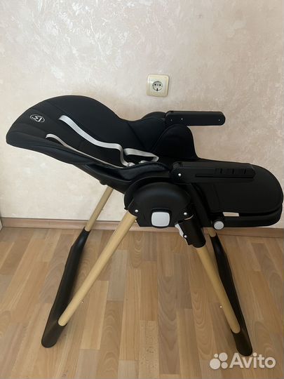 Стульчик для кормления малыша luxmom новый