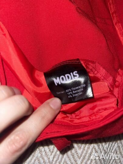 Красные брюки женские 46