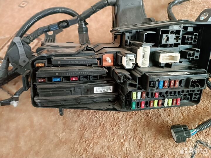 Проводка моторного отсека