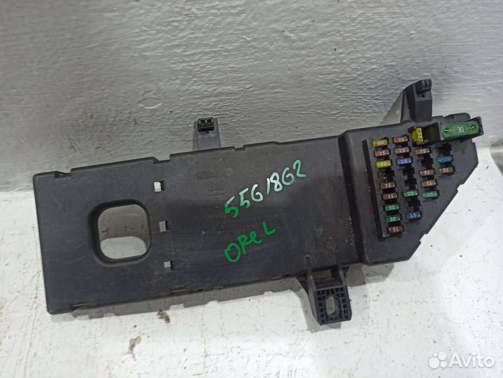 Блок предохранителей