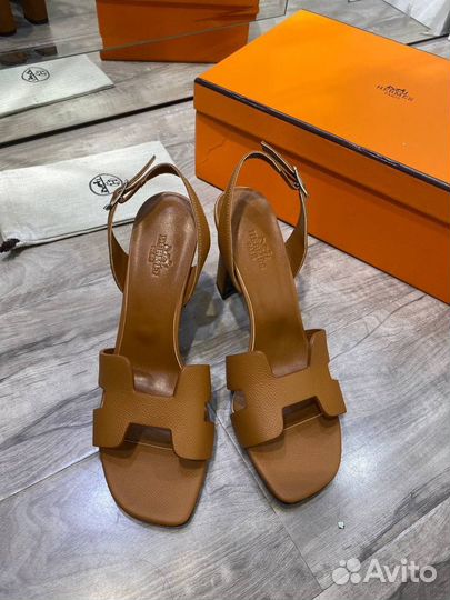 Женские босоножки hermes