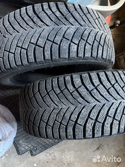 Michelin X-Ice North 4 245/45 R19