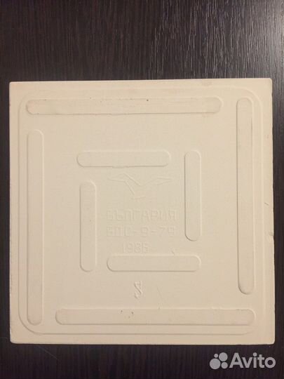 Плитка фаянсовая настенная