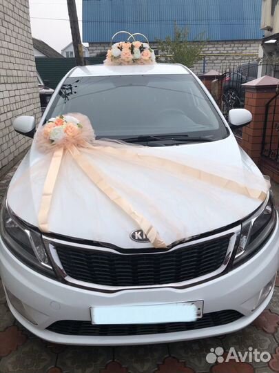 Свадебные украшения на машину