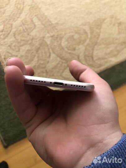 iPhone 7, 128 ГБ