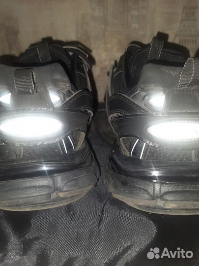 Balenciaga track 1 black