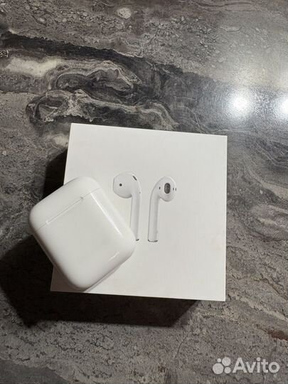 Airpods 2