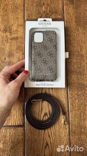 Guess чехол на iPhone 11 pro