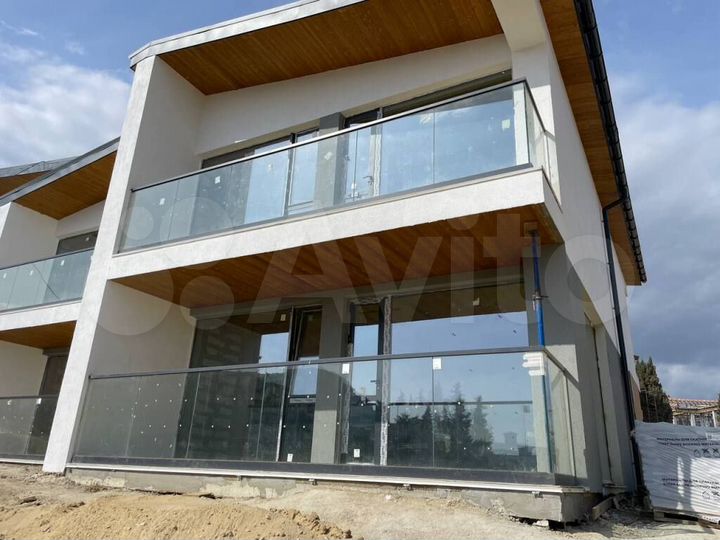 Таунхаус 133,7 м² на участке 1 сот.