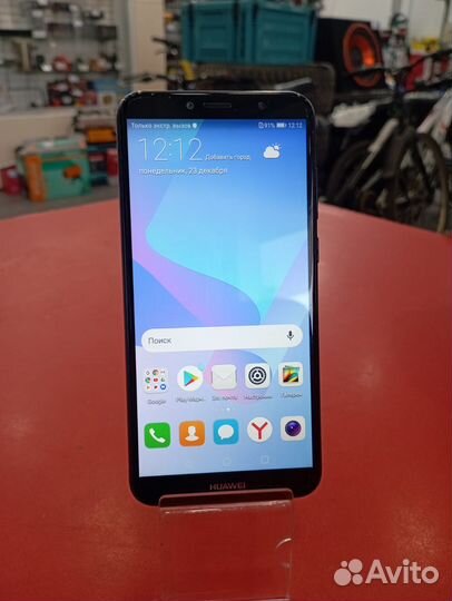 HUAWEI Y6 (2018), 2/16 ГБ