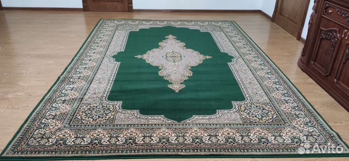 Ковер шерстяной