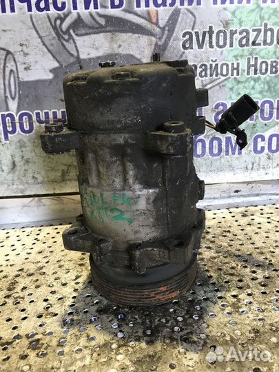 Компрессор кондиционера Volkswagen Golf 4