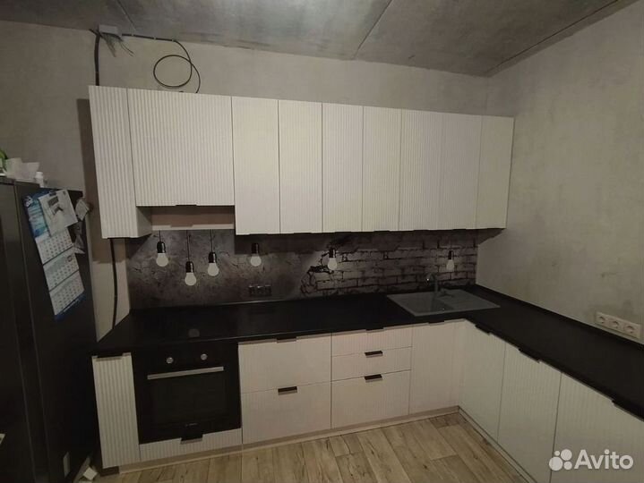 Кухня новая