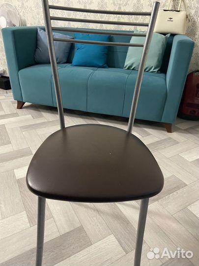 Кухонные стулья бу 4 шт