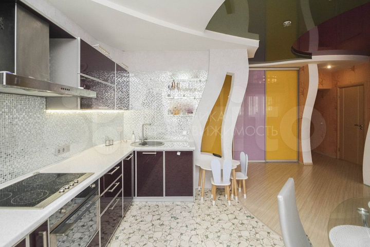 2-к. квартира, 68 м², 2/9 эт.