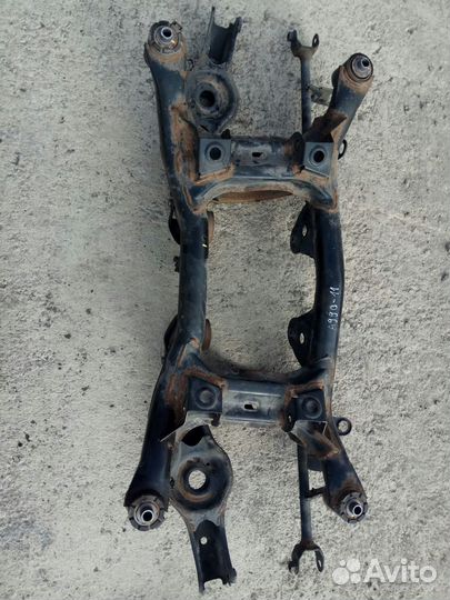 Балка задняя Suzuki Grand Vitara 2 2005